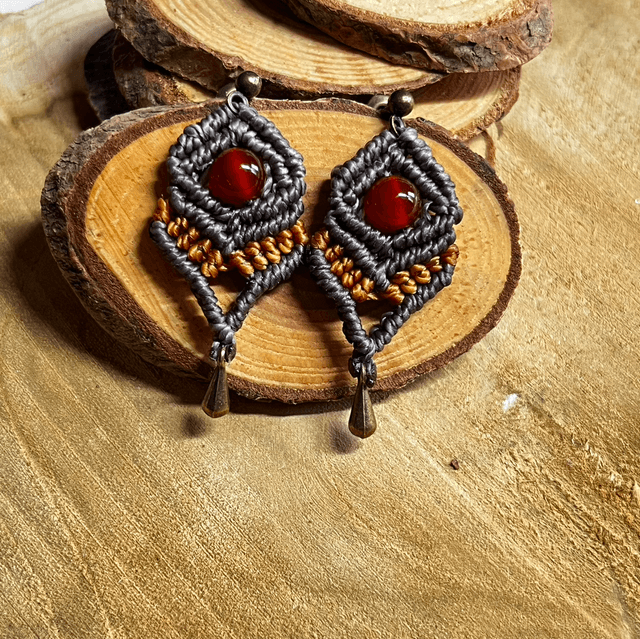 Boucles agate rouge