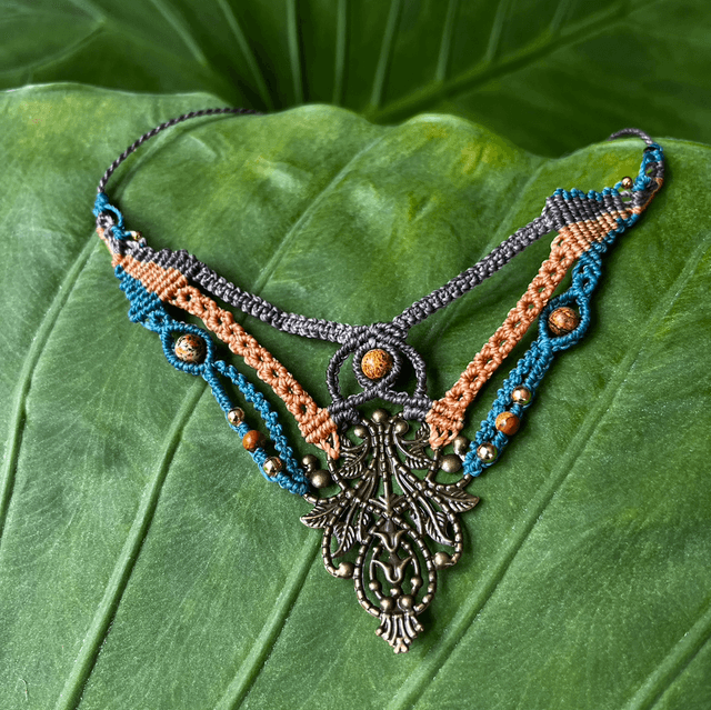 Collier antique